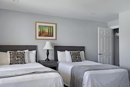 A Wave Inn - Montauk image 11