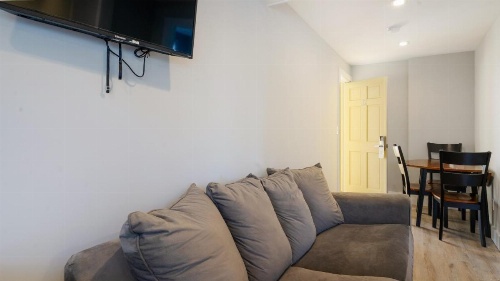 A Wave Inn - Montauk image 19