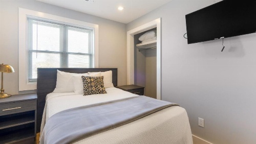 A Wave Inn - Montauk image 21