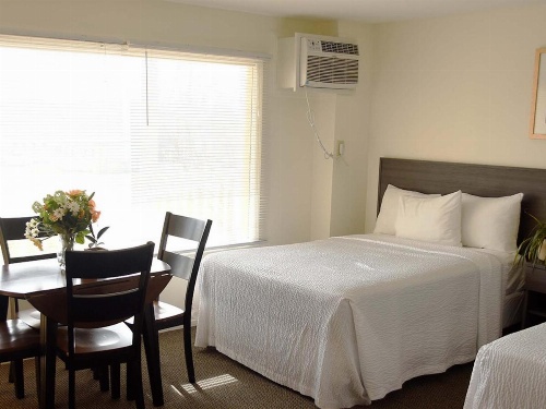 A Wave Inn - Montauk image 46