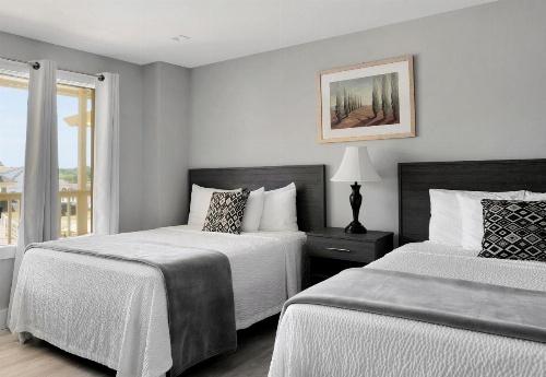A Wave Inn - Montauk image 5
